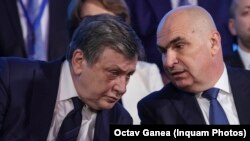 Crin Antonescu, candidatul PNL, PSD și UDMR la prezidențiale, alături de Ilie Bolojan, președinte interimar al României. 