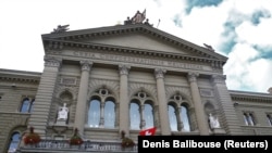 Zgrada parlamenta Švajcarske u Bernu