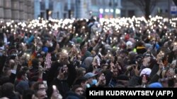 Skup podrške pritvorenom opozicionaru Alekseju Navaljnom u centru Moskve, 21. april