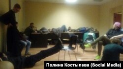 Одно из отделений полиции, куда привозили задержанных 12 июня