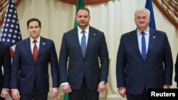 В МИД Украины обнародовали видео встречи министра Андрея Сибиги (справа), его турецкого коллеги Хаккана Фидана, главы Офиса президента Андрея Ермака (в центре) и государственного секретаря Соединенных Штатов Марко Рубио (слева). Фото архивное