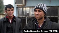 Архивска фотографија: Мигранти од Авганистанфотографирани во македонското село Лојане, кај Куманово на 11 јануари 2012 година.