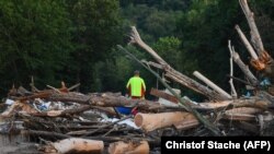 Lerombolt híd a nyugat-németországi Bad Neuenahr-Ahrweiler településen 2021. július 17-én