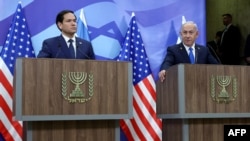 Marko Rubio (L), državni sekretar SAD i Benjamin Netanjahu, premijer Izraela, na pres konferenciji u Jerusalimu, 16. februar 2025.