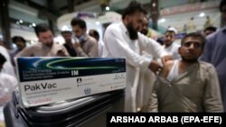 اوس مهال په خیبر پښتونخوا کې د کورونا واکسینو ۸۵۰ مرکزونه فعال دي.