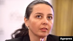 Laura Stefan, expert anticorupție