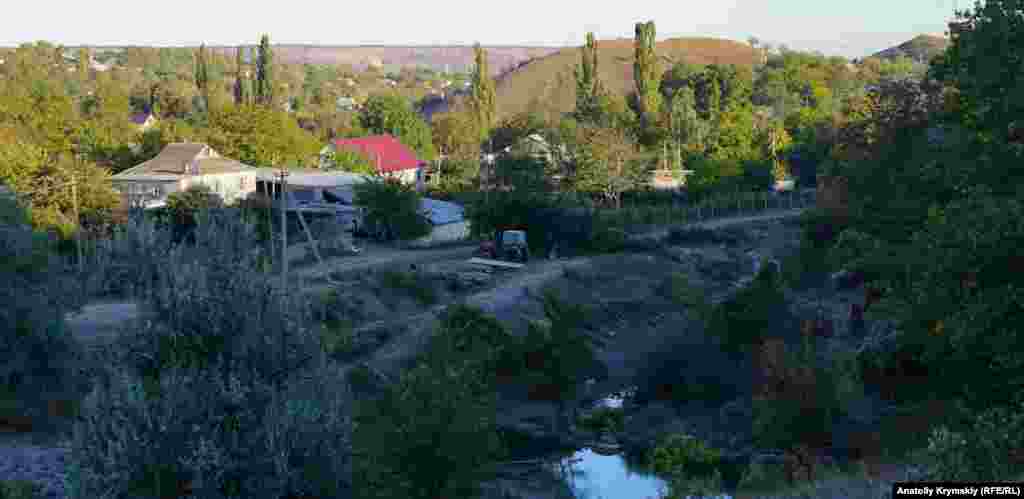 Река Салы разделяет Грушевку пополам