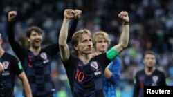 Slavlje hrvatskih fudbalera nakon meča sa Argentinom, Mundijal