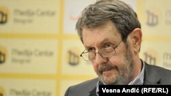 U zemlji koja proživljava najteže trenutke, u kojoj vladaju jad i bijeda, to je još jedan čin sramoćenja ove zemlje: Zdravko Grebo