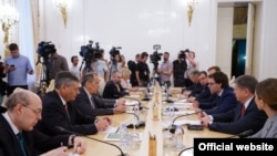 Fostul ministru de externe Nicu Popescu și ministrul de externe rus Serghei Lavrov, Moscova, 11 septembrie 2019