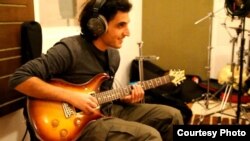 Зоран Костадиновски, член на музичкиот бенд Кабадајас.