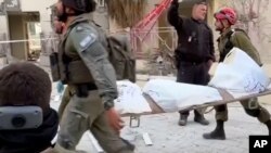 Izrael azzal vádolja Iránt, hogy megszegte a tűzszünetet, miután légicsapást mért Beér-Sevára