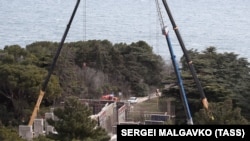 Строительство на территории Форосского парка, март 2021 года