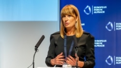 Тена Прелец, Центар за истражување на Југоисточна Европа од Лондонската школа за економија и политика