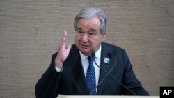 Șeful Organizației Națiunilor Unite (ONU) spune că angajații care ar fi fost implicați în acte de teroare vor fi trași la răspundere, dar statele trebuie să continue finanțarea Agenției ONU din Gaza, întrucât situația umanitară este dramatică.