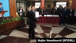 Uručivanje ordena Aleksandru Vulinu 