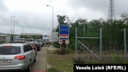 Mađarska na granici i dalje drži žičanu ogradu