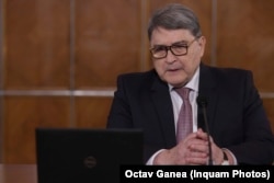 Ministrul român de Externe, Emil Hurezeanu, s-a întâlnit săptămâna trecută, la Munchen, cu mai mulți oficiali americani.