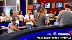 Гендиректор «Рустави 2» поспешил успокоить своих сотрудников, заявив, что никаких попыток вмешательства в их профессиональную деятельность не будет