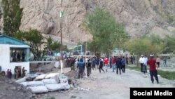 Конфликт между жителями Кок-Таша и Ходжа Ало, сёл на кыргызско-таджикской границе. 28 апреля 2021 года.