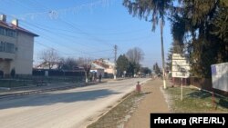 Centrul satului Bivolari