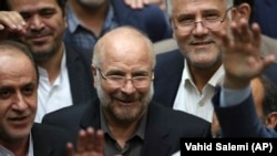 Иранскиот парламентарен спикер Мохамед Бакер Калибаф,