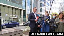 Presidenti i Serbisë, Aleksandar Vuçiq, pas takimit të dytë me kryeministrin e Kosovës, Albin Kurti, në kuadër të dialogut në Bruksel.