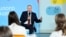Путин выступает перед школьниками во Владивостоке, 1 сентября 2021 года
