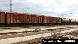 Peste 5300 de angajați ai CFM nu și-au primit salariile începând cu luna aprilie.