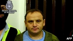 Veselin Vlahović Batko prilikom hapšenja u Šaniji, mart 2010