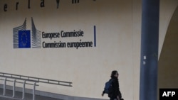 Skoro godinu i po nakon dobijanja Mišljenja, napredak je vidljiv tek u dijelu preporuka, kaže za Radio Slobodna Evropa direktor Direkcije za evropske integracije BiH Edin Dilberović, navodeći da je i to pomak.