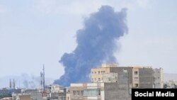 Loviturile aeriene israeliene au vizat locuri din Tabriz, un oraș din nord-vestul Iranului în care locuiesc numeroși azeri. 