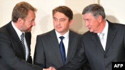 Тројно Претседателство на БиХ - Жељко Комшиќ, Небојша Радмановиќ и Баќир Изетбеговиќ