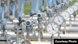 Srbija ima 260 miliona kubnih metara rezervi prirodnog gasa u skladištu Banatski Dvor, saopštilo je Ministarstvo rudarstva i energetike Srbije za Radio Slobodna Evropa (RSE) 21. oktobra.