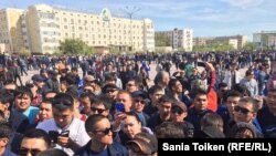Митинг в Атырау, 24 апреля.