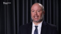 McCarthy: Zašto mladi pristupaju radikalnim skupinama u BiH