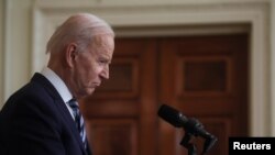 Újabb szankciókat jelentett be az amerikai elnök. Joe Biden azt mondta, hogy a büntetőintézkedéseket az Egyesült Államok mellett az Európai Unió tagországai és a G7 országai is alkalmazni fogják