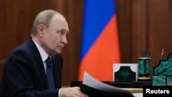 Руският президент Владимир Путин, когото Международният наказателен съд издирва за военни престъпления