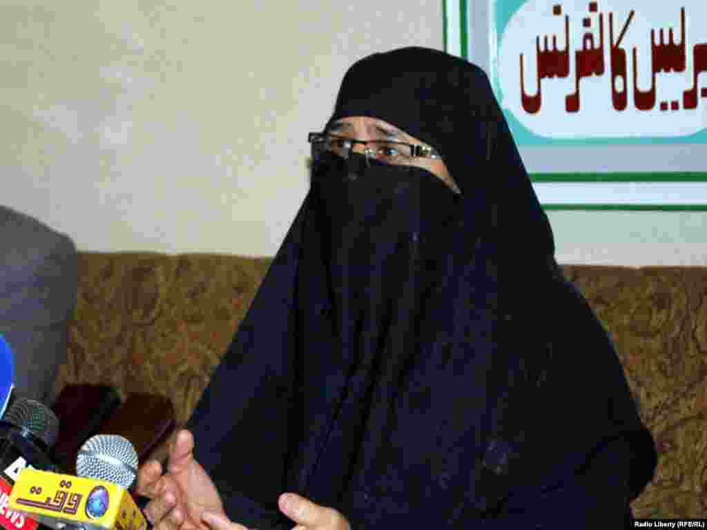 Пресс-конференция представителей власти.