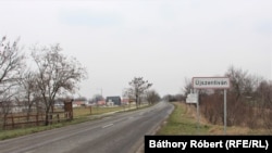 A faluban a fantomlakosok már kimentek a divatból, most épp a kamuközmunkások alkalmazása az új módi