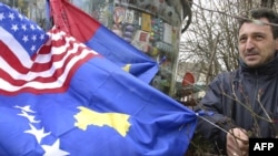 Zastava Kosova i SAD, Priština, fotoarhiv