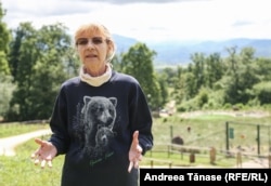 Cristina Lapișa, administratorul sanctuarului de urși de la Zărnești.