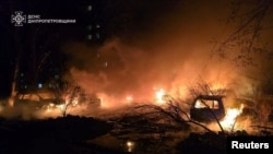 Urmările unui atac rusesc în Dnipro, pe 9 aprilie 2025.