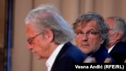 Handke je u Beograd doputovao iz Bosne i Hercegovine, gde su mu najviša priznanja dodelili predstavnici bh. entiteta Republika Srpska i reditelj Emir Kusturica, Beograd, 9. maj