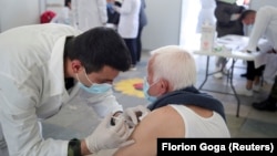 Вакцинација против ковид19 во Албанија