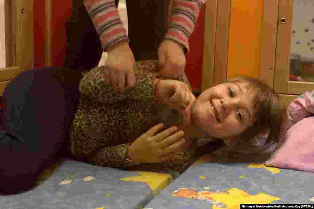 Восьмирічна Вероніка зі Львівщини &ndash; справжня веселунка... яка дуже голосно боїться лоскотання!