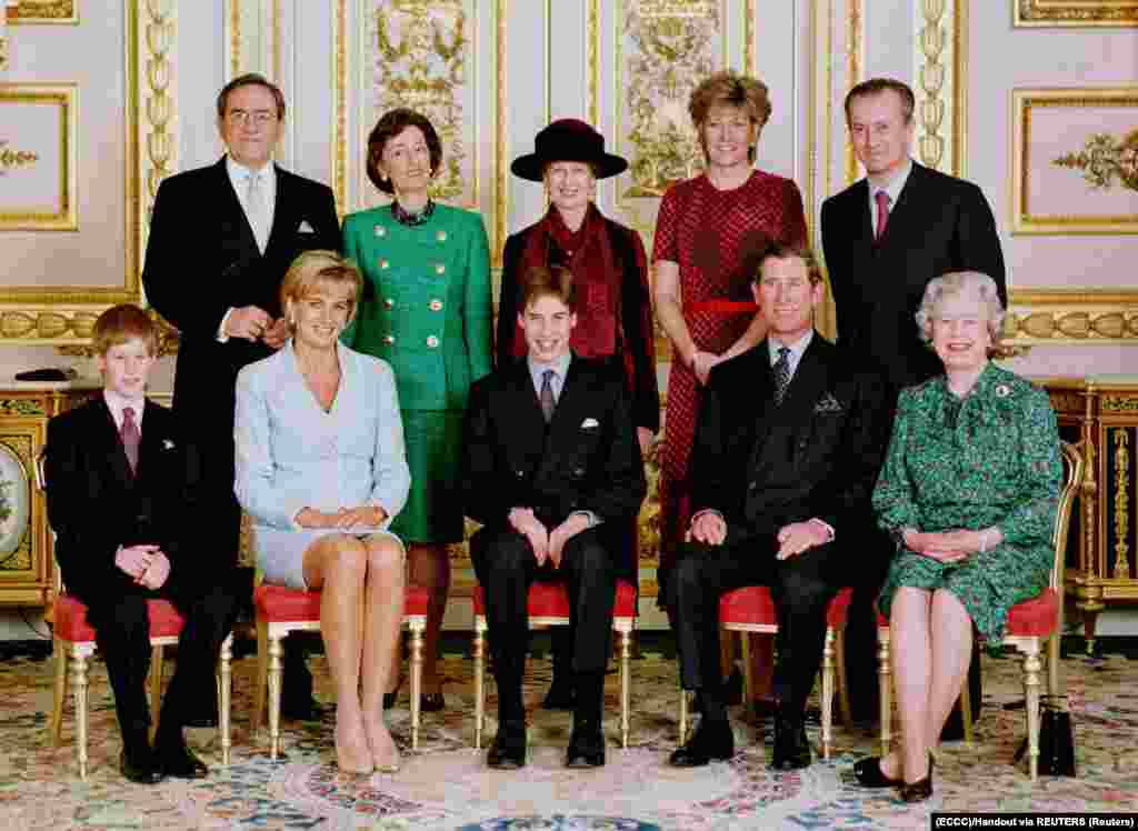 Familia Regală pe vremea când trăia Prințesa Diana.