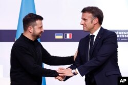 Macron este unul din partenerii de dialog cei mai activi ai președintelui ucrainean Zelenski. Una din întâlnirile recente a fost la Palatul Elysee de la Paris, pe 7 iunie.