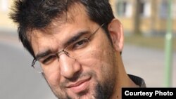 Мустафа Јакупов, извршен директор на Регионалната ромска образовна младинска асоцијација од Кратово.