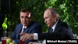 Алексей Дюмин и Владимир Путин, архив
